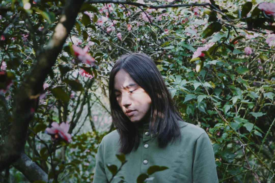 这支MV绝美！邱比发布新歌，优雅气质让人目不转睛