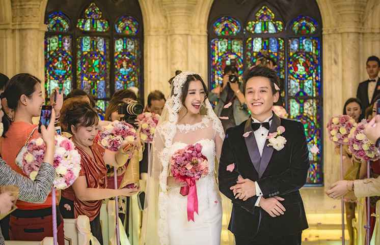 主持人张杨果而生下二胎 晒儿子小脚丫报喜