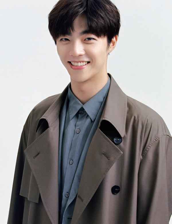 陈立农 | 格格不入的“新鲜人”