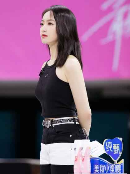 宋茜创3夏日甜酷风造型吸睛 公布第一赛段排名机智应对“灵魂拷问”