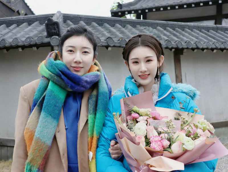 《珠圆玉润也倾城》杀青,王婉中挑战出演“双面才女”走心演技获导演制片人称赞