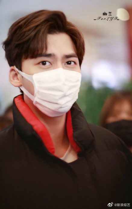 陈伟霆李易峰朱一龙春晚联排后玩密室 被网友偶遇