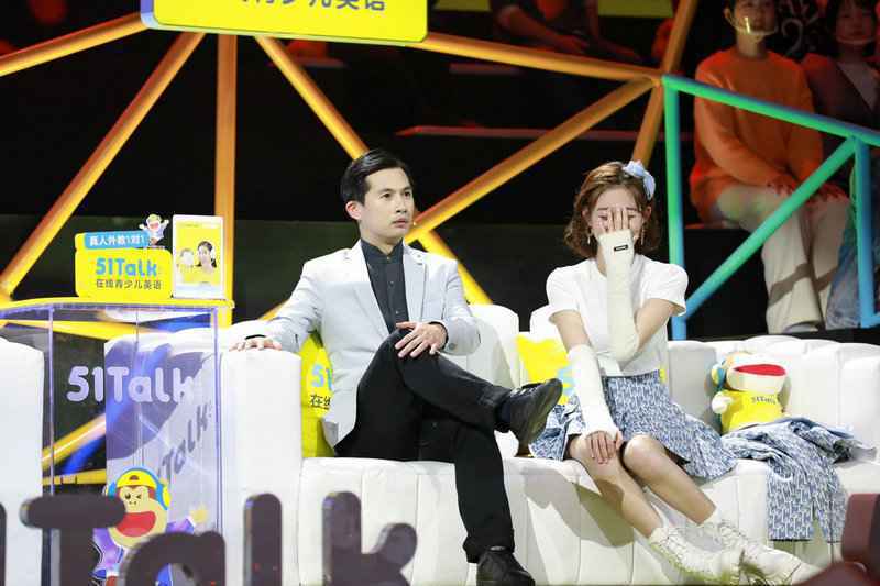 金鹰卡通《跳舞吧！少年》首播，舞蹈名师炫技抢学员