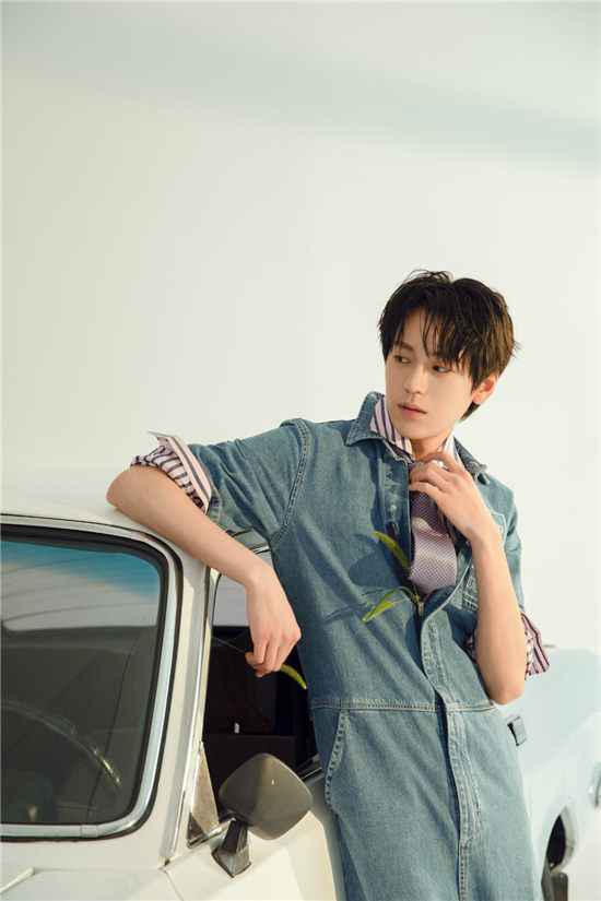 赵天戈单曲《SING FOR U》上线