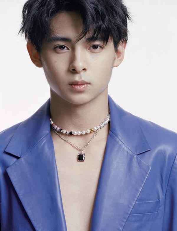 Paraboy | 这个伞兵有点儿冷