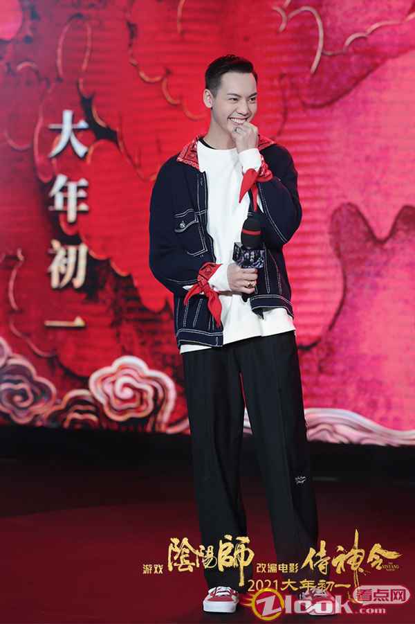 《侍神令》群星欢聚“有如神助”迎春会 陈坤还原晴明“侧颜杀”被爆片场蹦迪