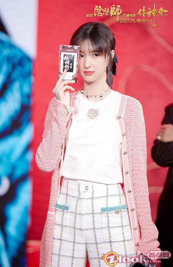 迎春会陈坤被爆一顿饭吃六口 《侍神令》亲友场观影绝美视效获盛赞