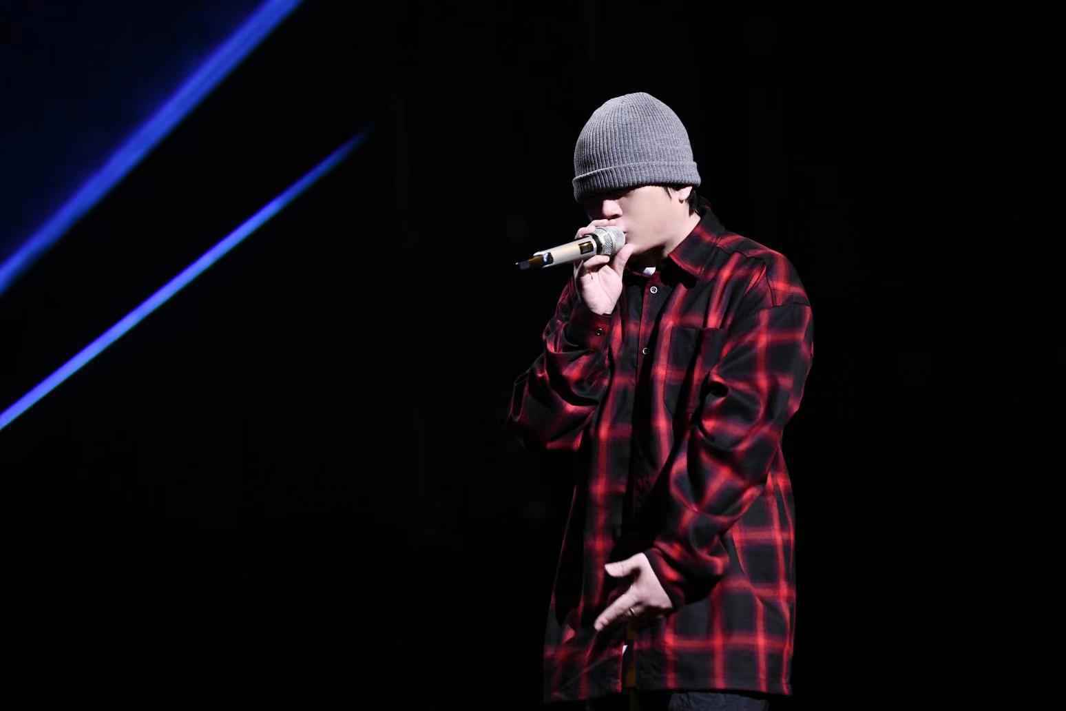 派克特登陆《天赐的声音》 用精炼说唱歌词和Flow征服“鉴音团”