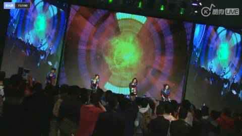 电子国风女团SING圣诞公演 PK打王者？