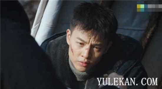 《新世界》金海没死,在剧情中早有暗示,你当时看懂了吗?