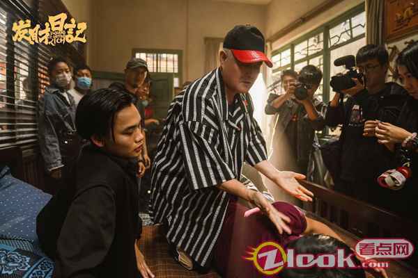 《发财日记》赵本山题字“百年好合” 宋小宝沙溢诠释患难兄弟情