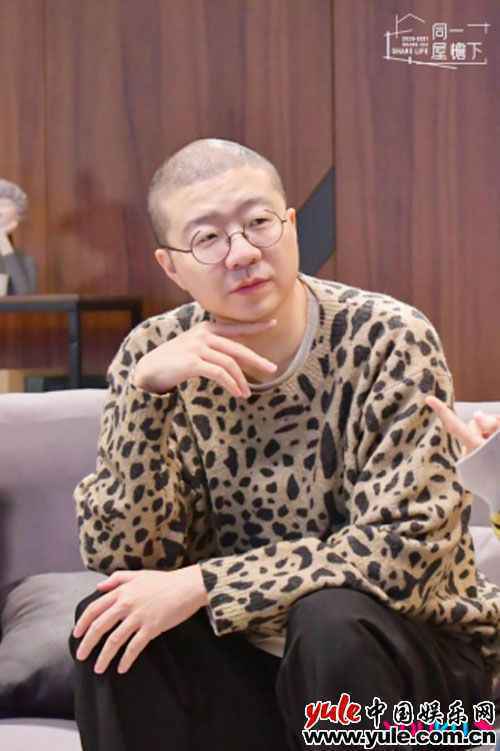 《同一屋檐下》王天奇面试受挫获李诞鼓励，魏大勋被陈柳明圈粉