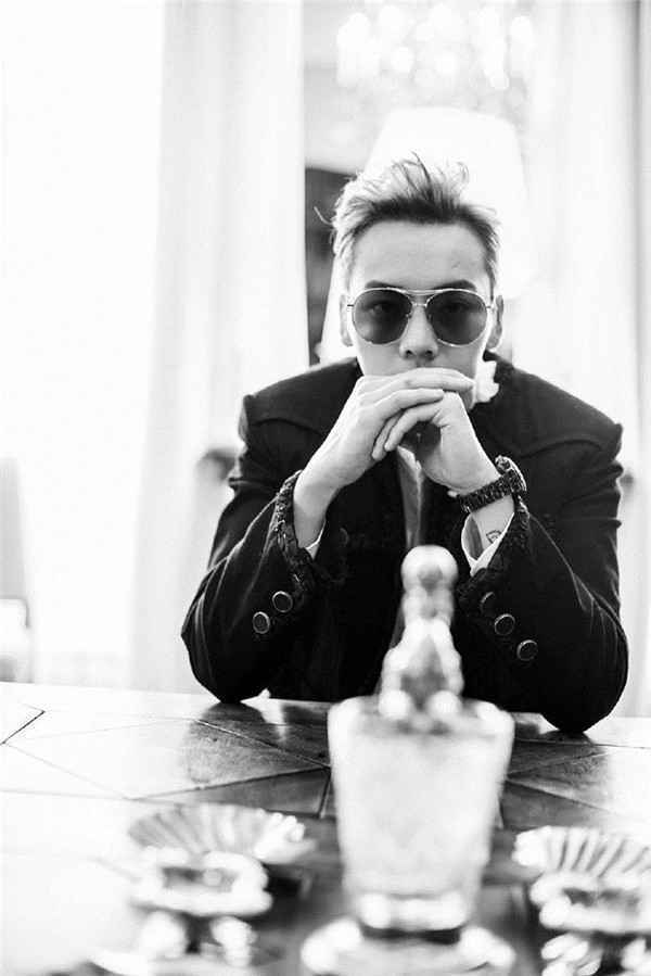 陈伟霆最新大片“斜眼杀”撩到你了吗？