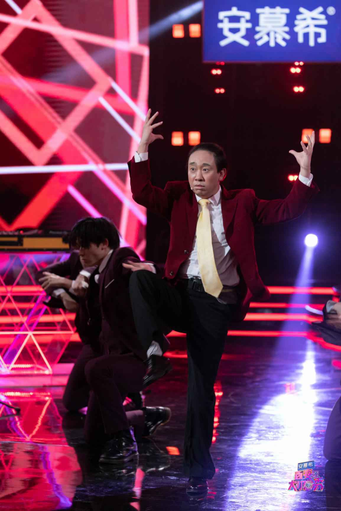 《百变大咖秀》四网收视蝉联第一 杨迪模仿GAI细节到位赢广泛认可