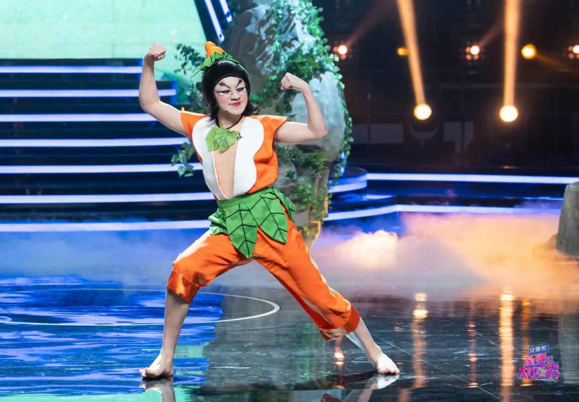 《百变大咖秀》四网收视蝉联第一 杨迪模仿GAI细节到位赢广泛认可