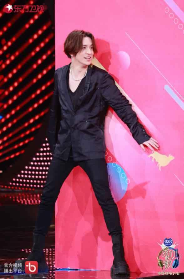 《我们的歌?哞哞嗨唱大会》薛之谦还原经典小品,陈立农动情演唱《时间都去哪儿了》!