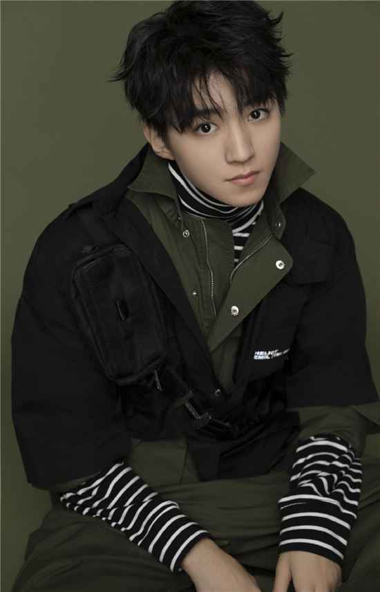 王俊凯个人演唱会即将上线？独家直播令人期待