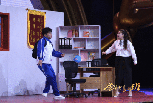 《金牌喜剧班》传统与创新碰撞出别样火花