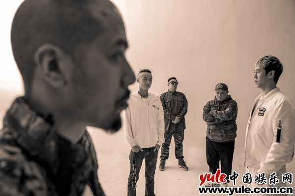 CMCB全新单曲上线 携手梁维嘉找寻“这个地方”