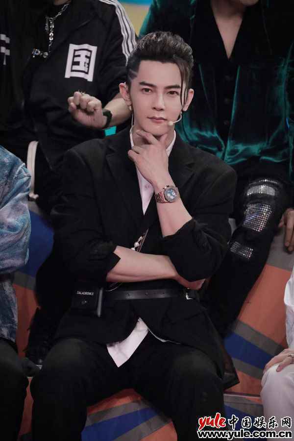 《接招吧!前辈》花絮照1 汪东城再现《终极一班》名场面 初登《吐糟大会》吐槽功力引期待