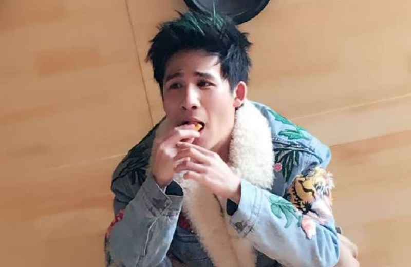 大张伟也有这一天？参加节目被黄子韬说的哑口无言，网友：见识了