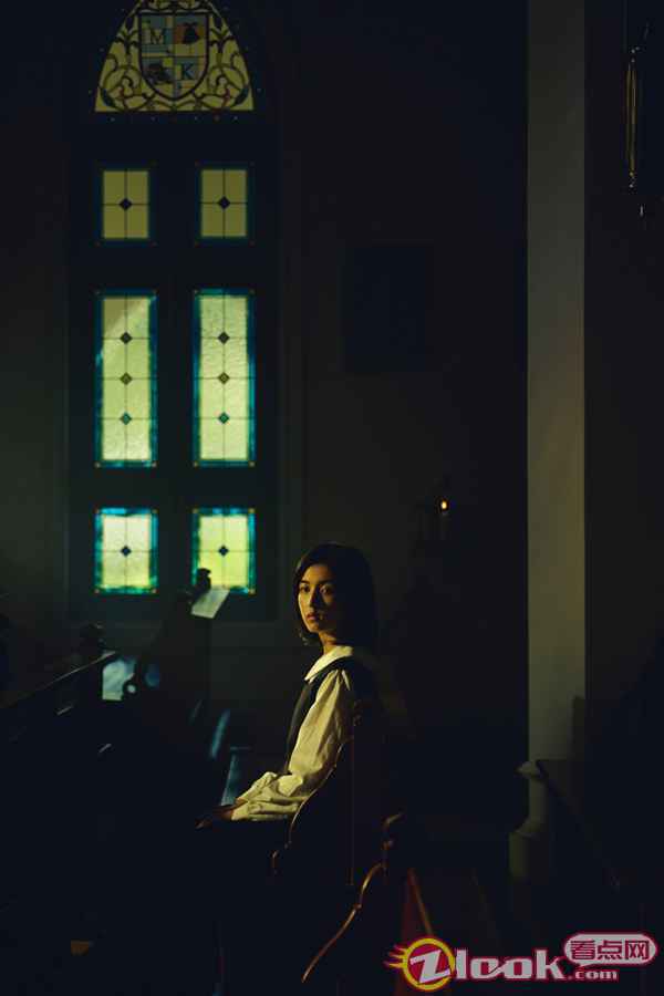 张子枫“唐探3”高清片段曝光 思诺神秘身份悬念升级