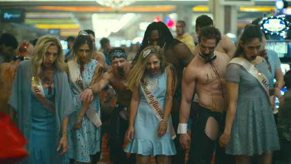 扎克施奈德丧尸题材新片《死亡之师》曝预告 9000万美元投资展现大场面