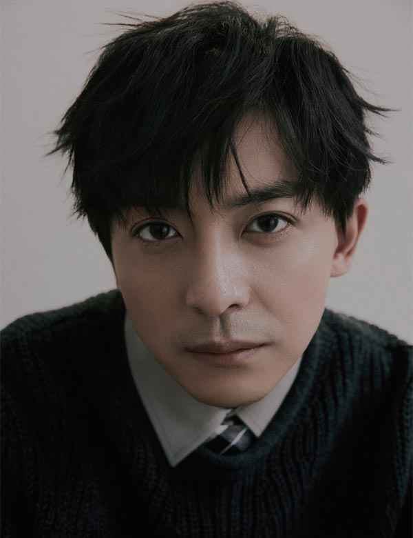 李佳航 | 抱诚守真 安步当车