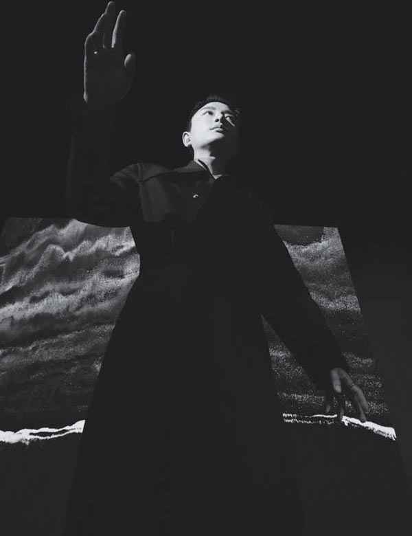 贾乃亮 | 时间在球场发生了钳形运动