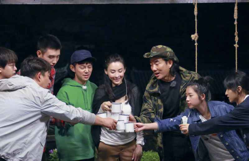 《向往的生活》新一季定档，新的旅程还有这些伙伴加入！