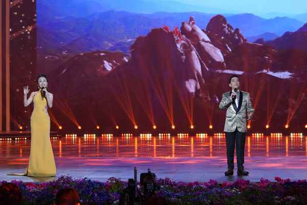 张东朗携手韩旭演唱《皖美之约》登陆安徽卫视元宵晚会