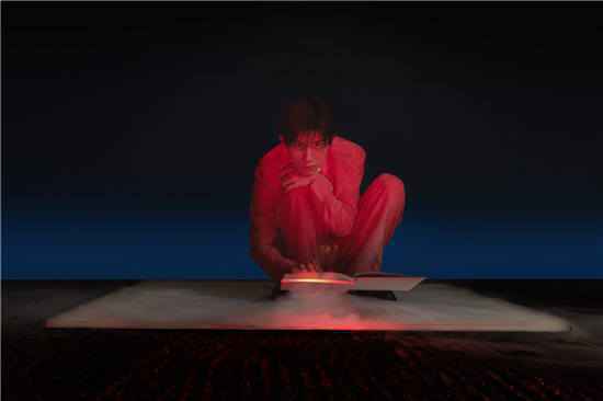 歌手易烊千玺全新专辑概念曲上线,神仙合作带来满分惊喜