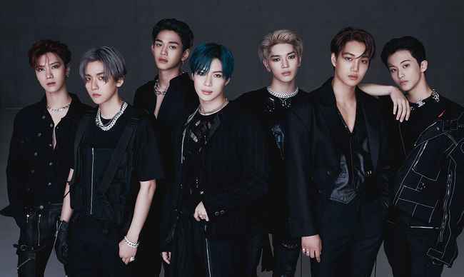 SUPERM 登上「BILLBOARD 200」一位，伯贤：谢谢大家!