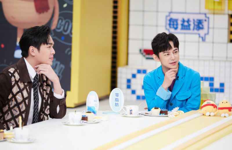 《拜托了冰箱》张若昀被曝多张证件照,曾经的他真是个叛逆少年