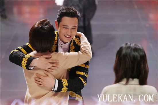 黄晓明《王牌对王牌》重演大汉天子名场面 舞台圆梦唱京剧扮青衣