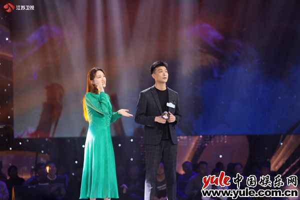 金莎登《新相亲大会》当红娘分享自己的追爱之路