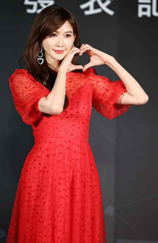 林志玲两地飞累成“隔离达人” 期待和老公一起跨年