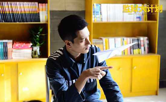 《监狱犬计划》热映 刘帅良倾情献唱《伙伴》助力爱心公益