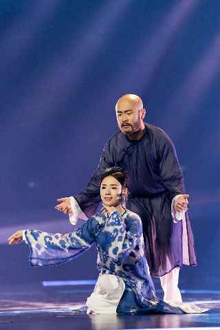 董洁做回“富察皇后” 盛一伦喜获锦旗 韩宇亮亮battle燃全场 《新舞林大会》总决赛盛典来袭