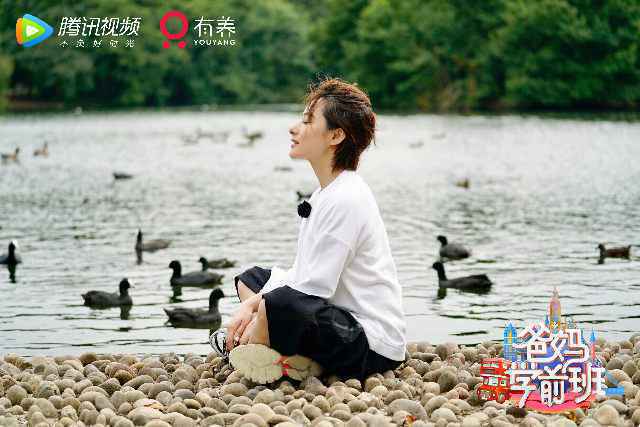 刘璇与王弢参加爸妈成长型节目 被要求“狠心”离开孩子