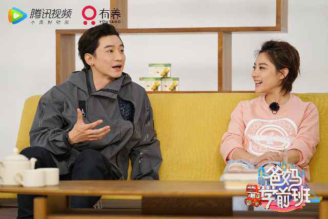 刘璇与王弢参加爸妈成长型节目 被要求“狠心”离开孩子