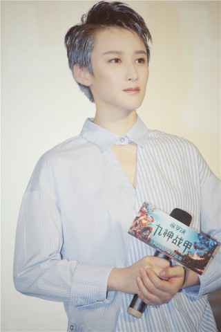 鬼马张敬轩遇上灵魂歌者杨千嬅 暖心合唱《可惜我是水瓶座》