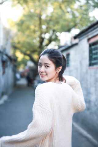 袁子芸出演新版《泡沫之夏》 师姐陈妍希来打 call