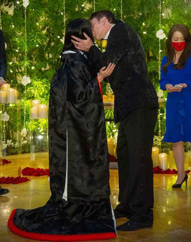 尼古拉斯·凯奇婚礼曝光！5度结婚迎娶小30岁女友 前妻送祝福