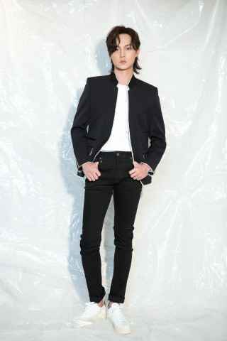 再出手!方文山再创唯美中国风 《风语咒》曝主题曲歌词海报