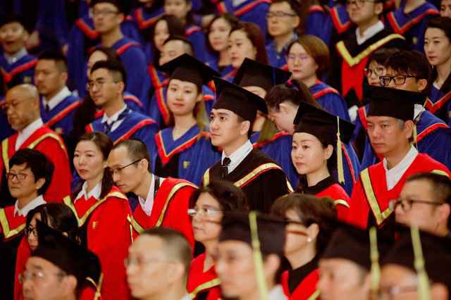 林亭翰《最坚持的梦》盛夏新单发布 化身摇滚青年