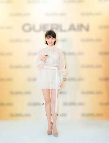 许魏洲获荣获“年度最受欢迎男歌手”大奖 实专成绩显著