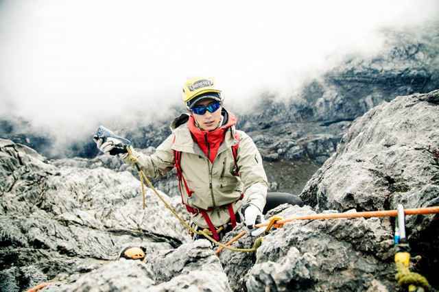 窦骁挑战查亚峰 崖壁上最有趣的灵魂