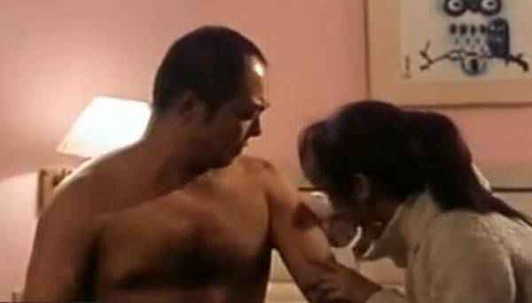 林心如和张铁林有过床戏皇阿玛睡紫薇？