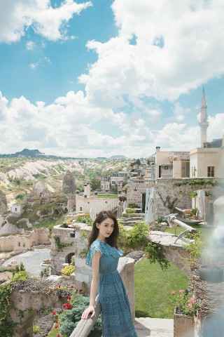 张可盈粤语新单上线 《铁墙》细腻超抓耳